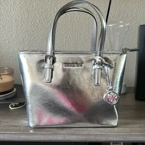 NWT MK purse 👛